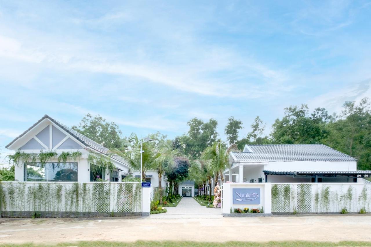 Nataliele'S Homestay 두옹 동 외부 사진