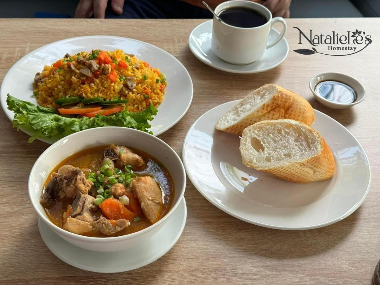 Nataliele'S Homestay 두옹 동 외부 사진